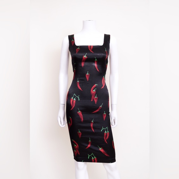 Dolce & Gabbana S/S 1999 Black Dress with Chili Accents - Picture 2 of 6